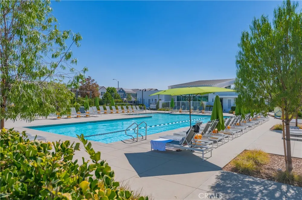 2239 Melogold Corona, CA 92883