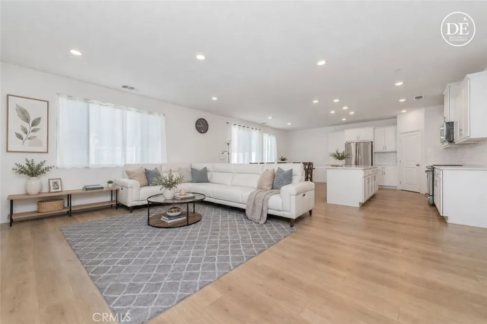 2239 Melogold Corona, CA 92883