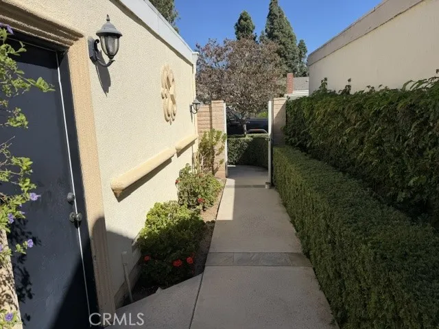 6 Willow Tree Lane Irvine, CA 92612