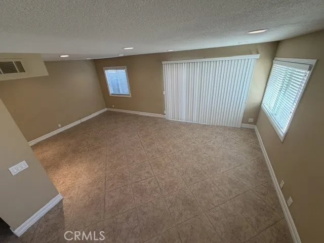 6 Willow Tree Lane Irvine, CA 92612