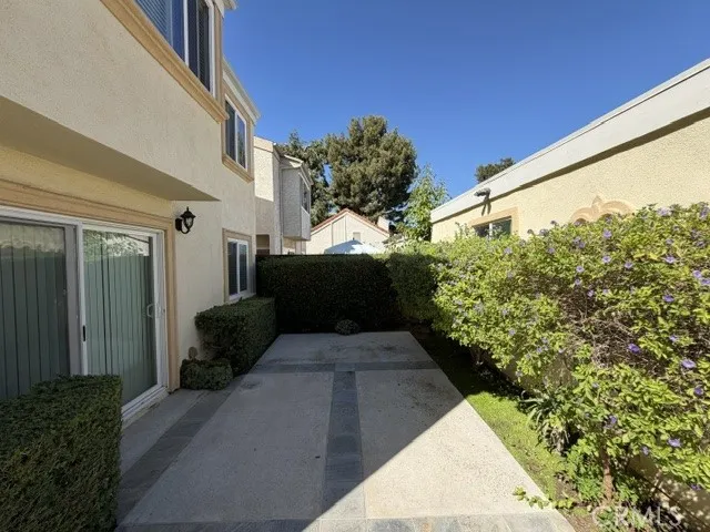 6 Willow Tree Lane Irvine, CA 92612