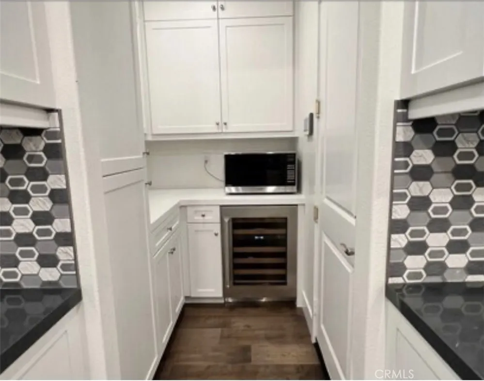 27625 S Evergreen San Pedro, CA 90731