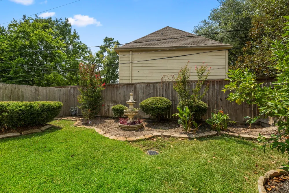 6830 Jasmine Place Street Spring, TX 77379