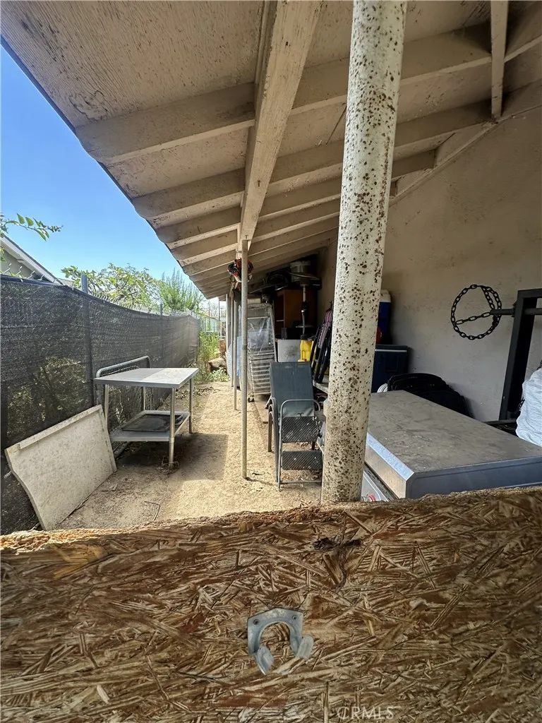 3945 San Benito San Bernardino, CA 92407