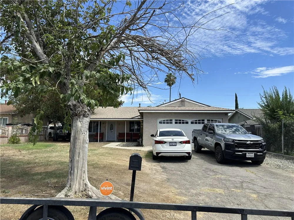 3945 San Benito San Bernardino, CA 92407