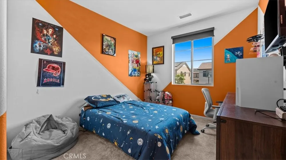 5604 Alta Mura way Fontana, CA 92337