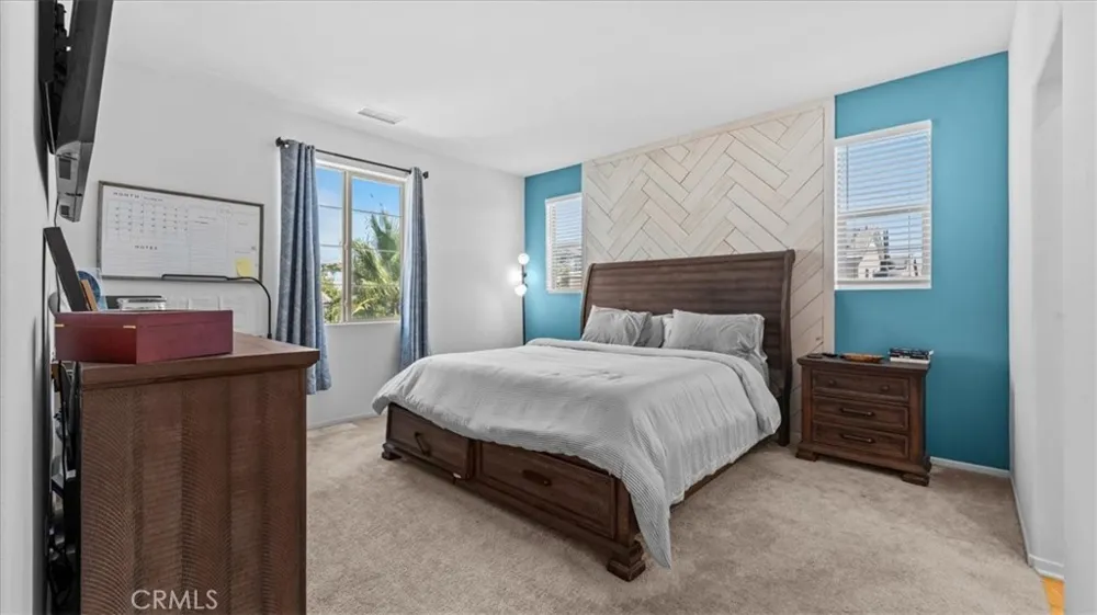 5604 Alta Mura way Fontana, CA 92337