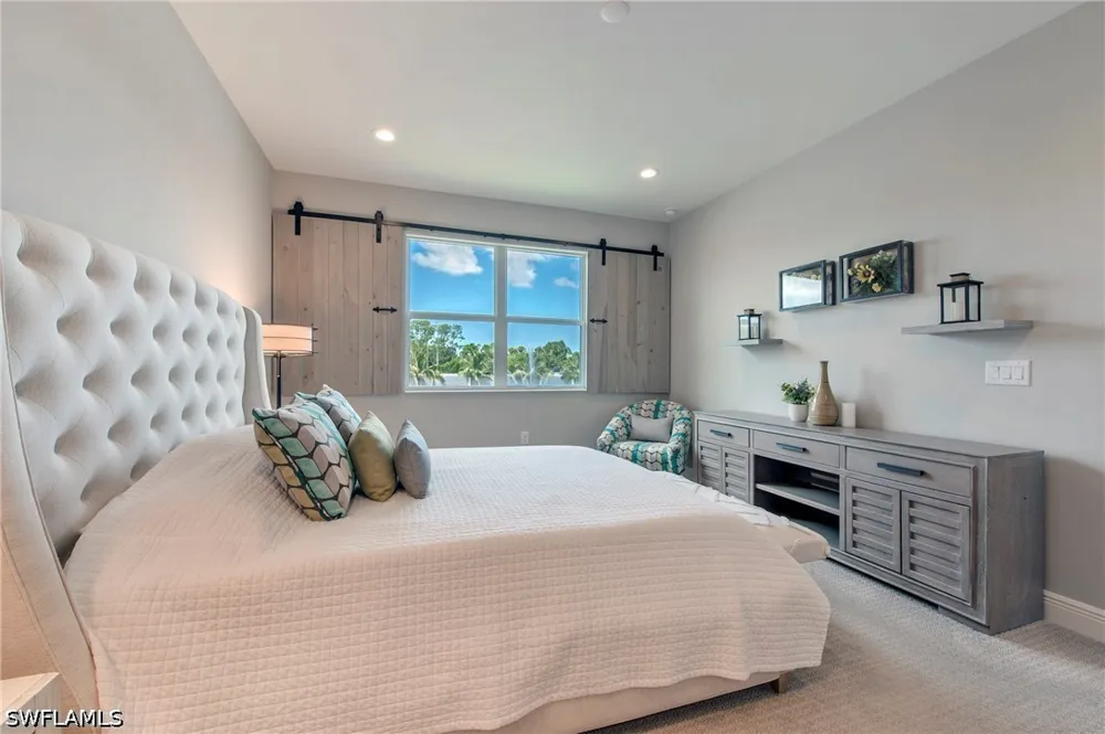 Seychelles Drive #407 Naples, FL 34112