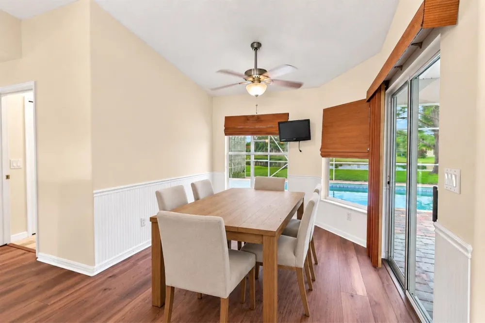 240 53RD CIRCLE Vero Beach, FL 32968
