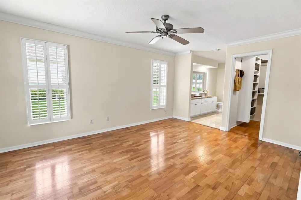 240 53RD CIRCLE Vero Beach, FL 32968