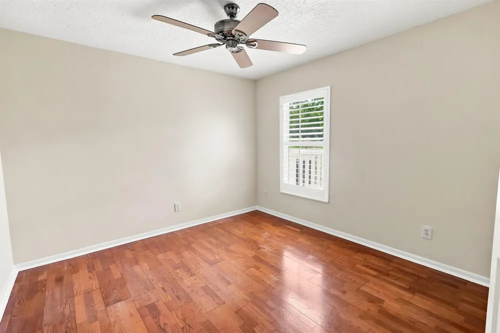 240 53RD CIRCLE Vero Beach, FL 32968