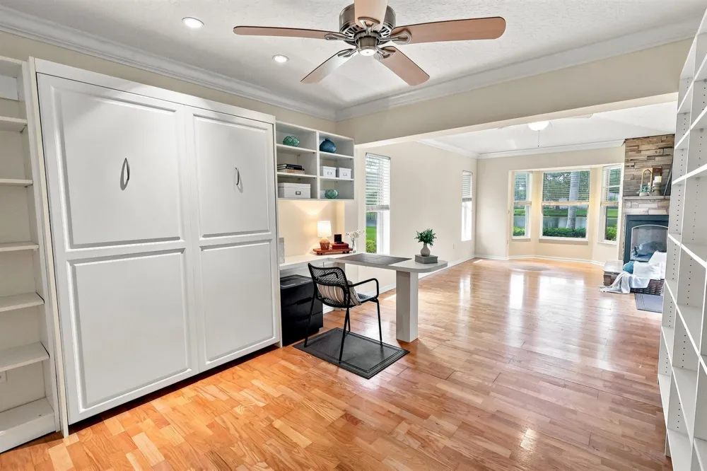 240 53RD CIRCLE Vero Beach, FL 32968