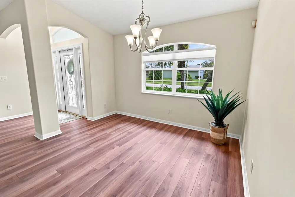 240 53RD CIRCLE Vero Beach, FL 32968
