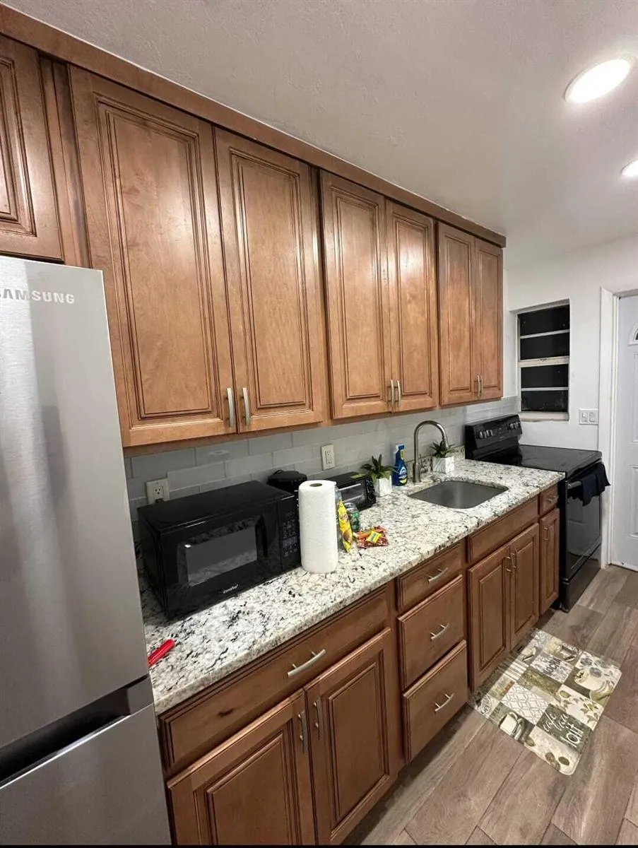 1505 NE 15TH AVENUE #2 Fort Lauderdale, FL 33304