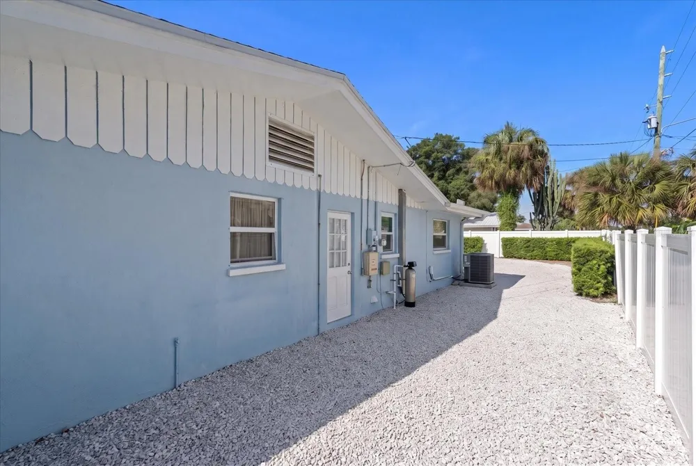 1690 PINEHURST ROAD Dunedin, FL 34698