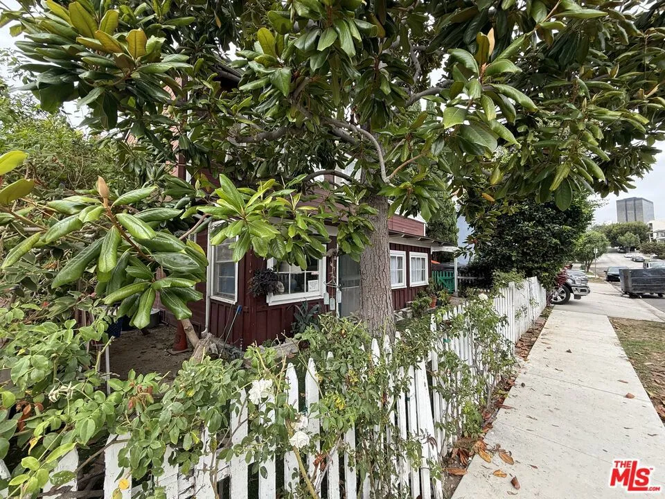 1455 Barry Avenue Los Angeles, CA 90025