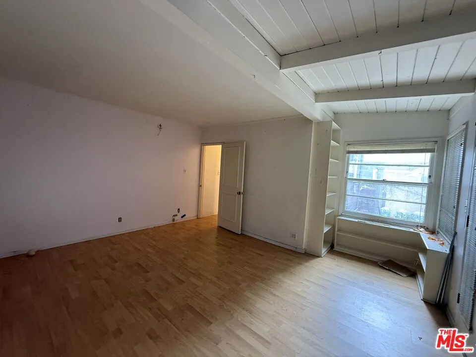 1455 Barry Avenue Los Angeles, CA 90025