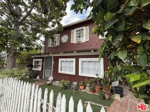 1455 Barry Avenue