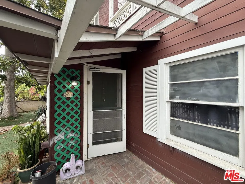 1455 Barry Avenue Los Angeles, CA 90025