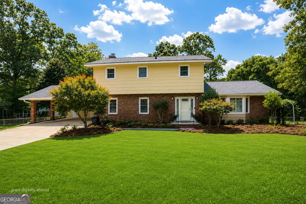 224 Windsor DR Warner Robins, GA 31088