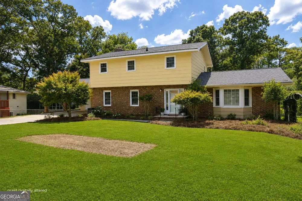 224 Windsor DR Warner Robins, GA 31088