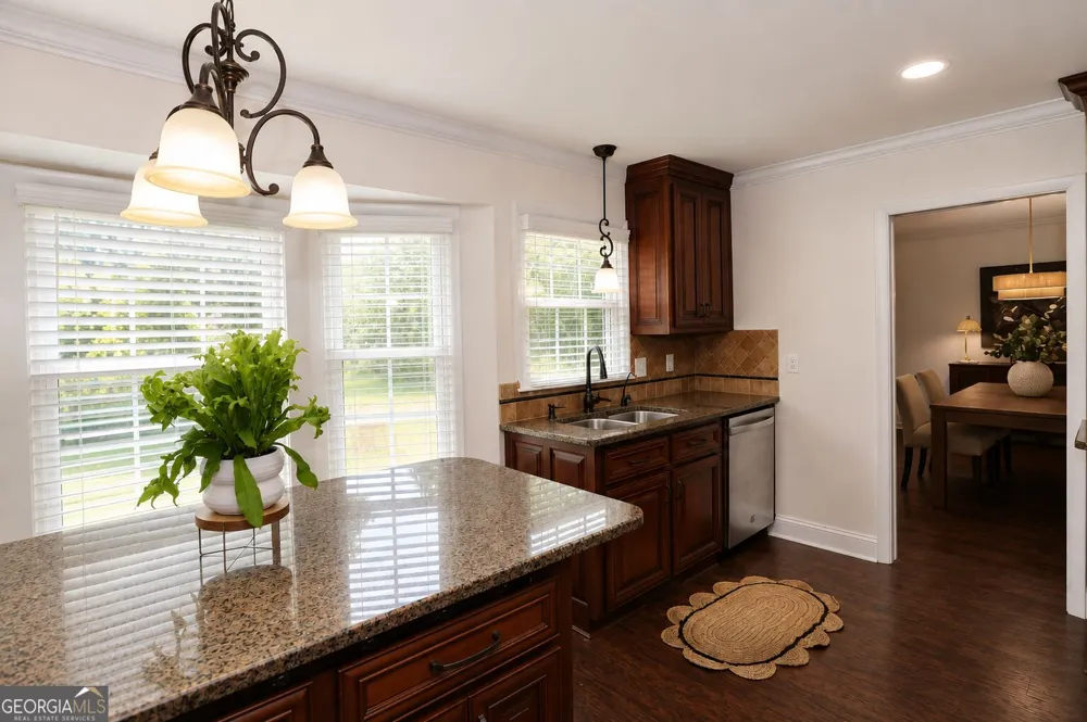 224 Windsor DR Warner Robins, GA 31088