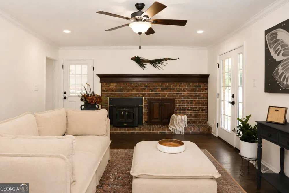 224 Windsor DR Warner Robins, GA 31088