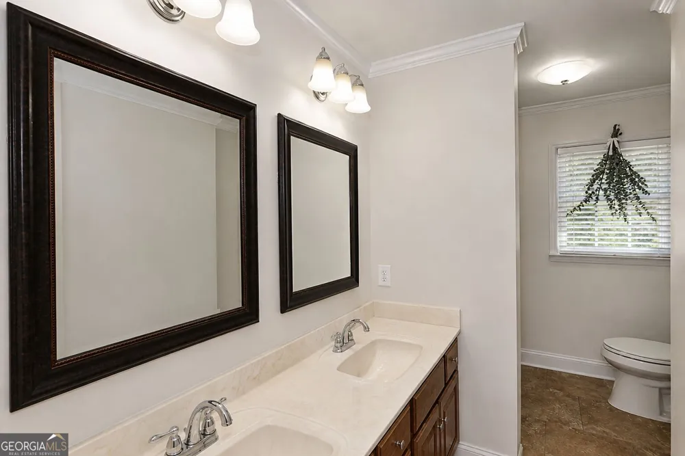 224 Windsor DR Warner Robins, GA 31088