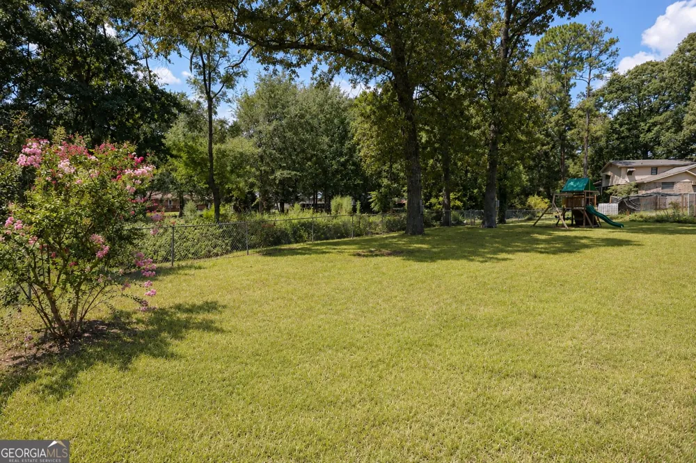 224 Windsor DR Warner Robins, GA 31088