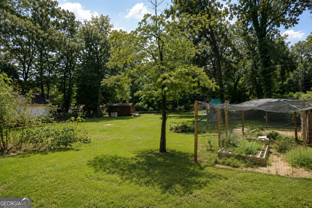 224 Windsor DR Warner Robins, GA 31088