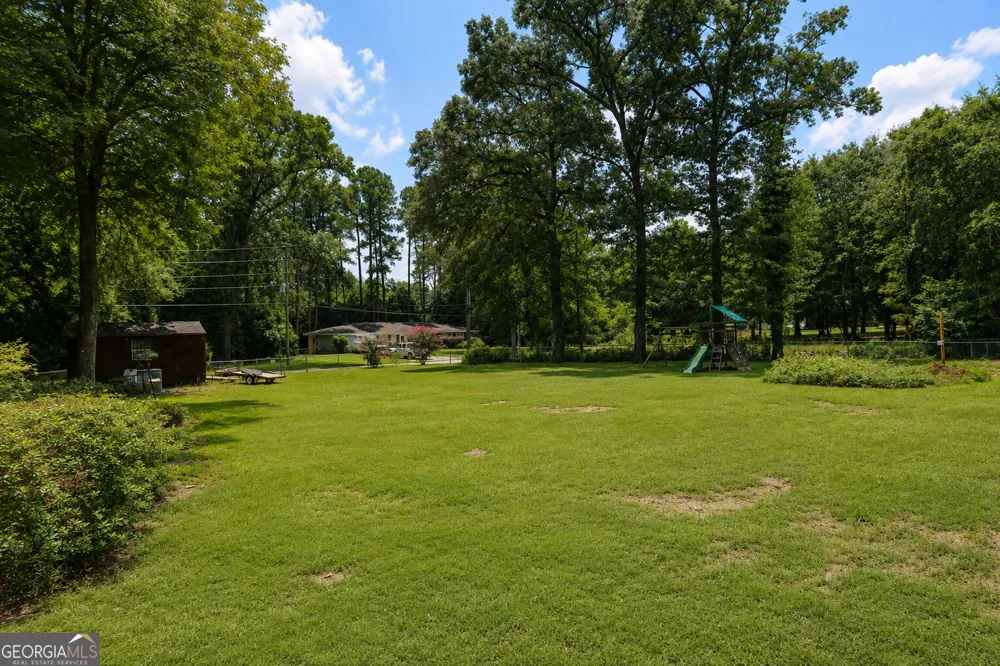224 Windsor DR Warner Robins, GA 31088