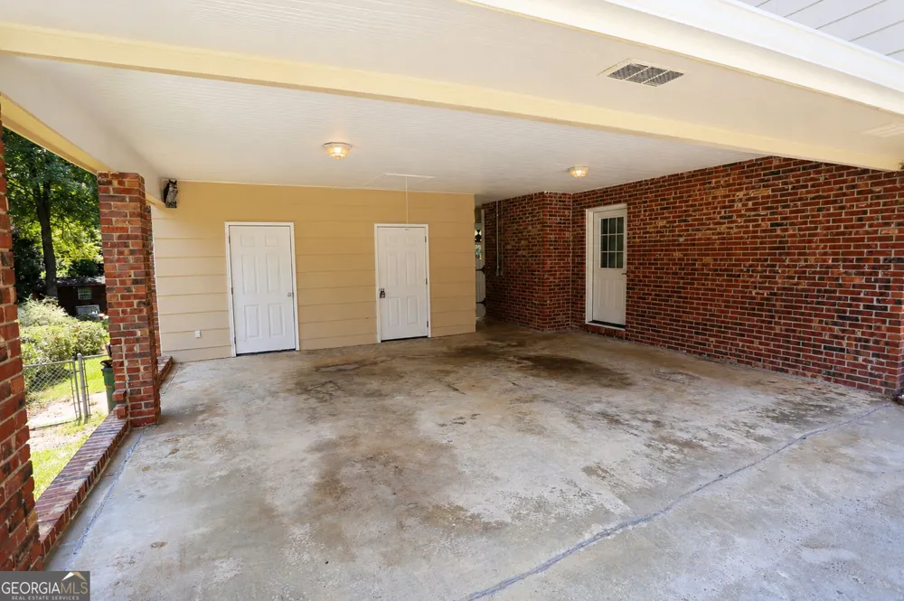 224 Windsor DR Warner Robins, GA 31088
