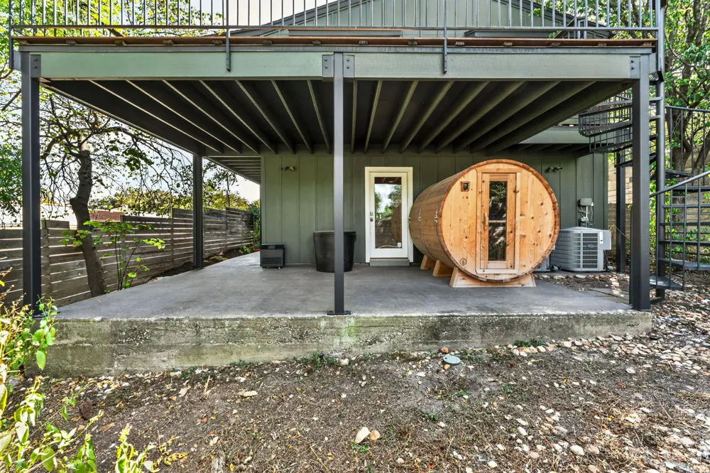 1800 W 10th Street Austin, TX 78703