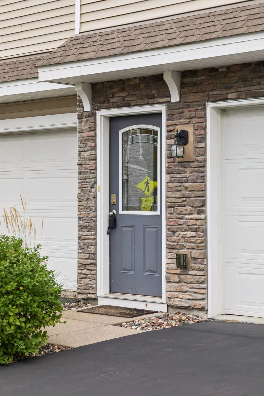 8757 Granite Lane Woodbury, MN 55129