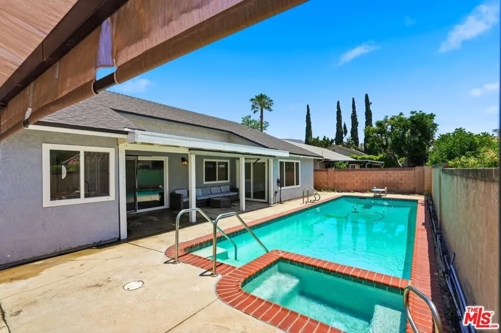 5920 E Malton Avenue Simi Valley, CA 93063