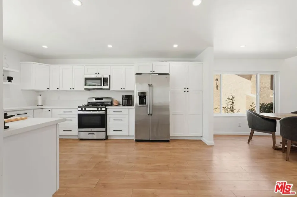 5920 E Malton Avenue Simi Valley, CA 93063