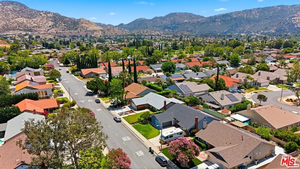 5920 E Malton Avenue Simi Valley, CA 93063