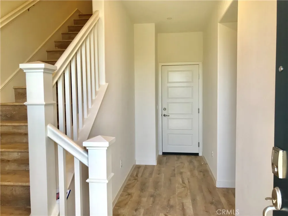 258 Harringay Irvine, CA 92618
