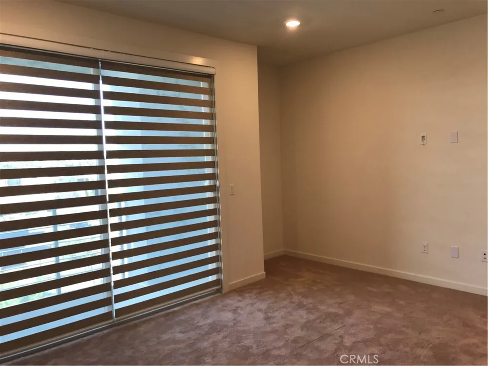 258 Harringay Irvine, CA 92618