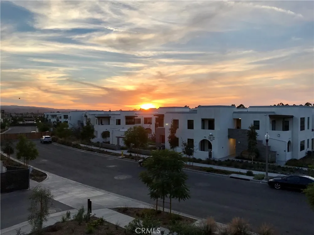 258 Harringay Irvine, CA 92618