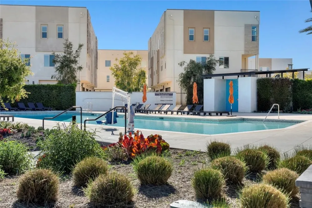 1692 W Enterprise Drive San Pedro, CA 90732