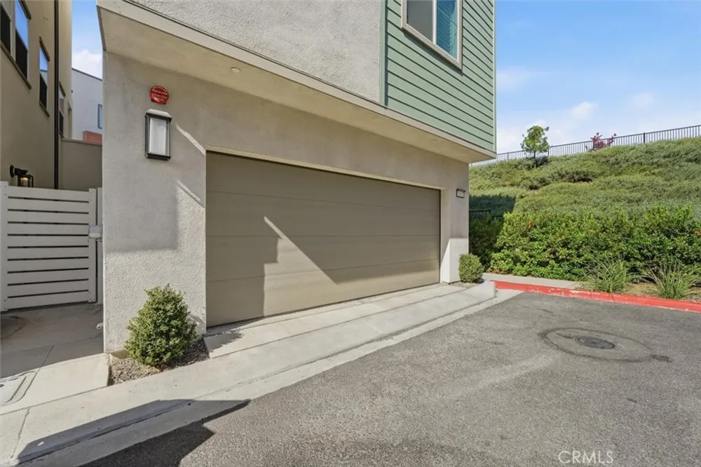 1692 W Enterprise Drive San Pedro, CA 90732