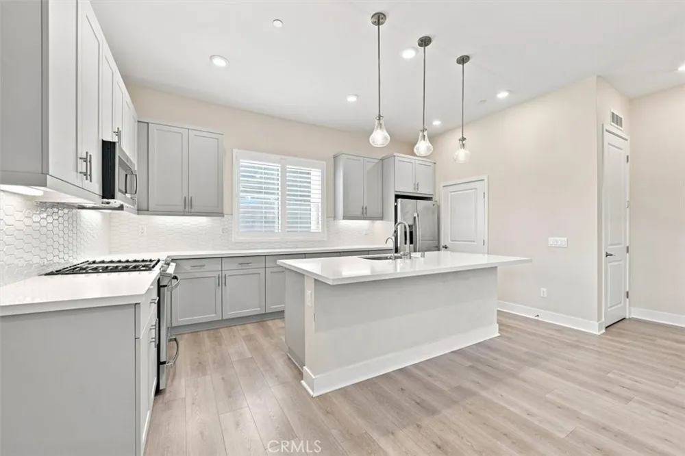 1692 W Enterprise Drive San Pedro, CA 90732