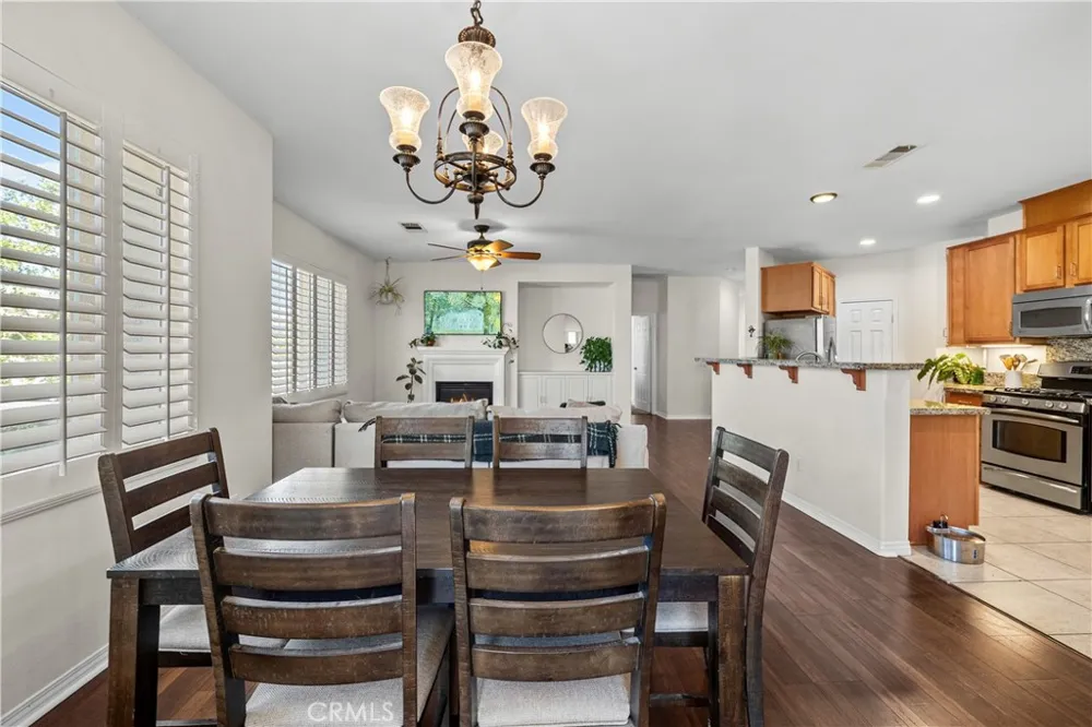 23833 Toscana Valencia, CA 91354