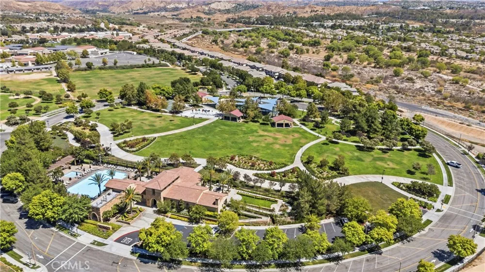 23833 Toscana Valencia, CA 91354