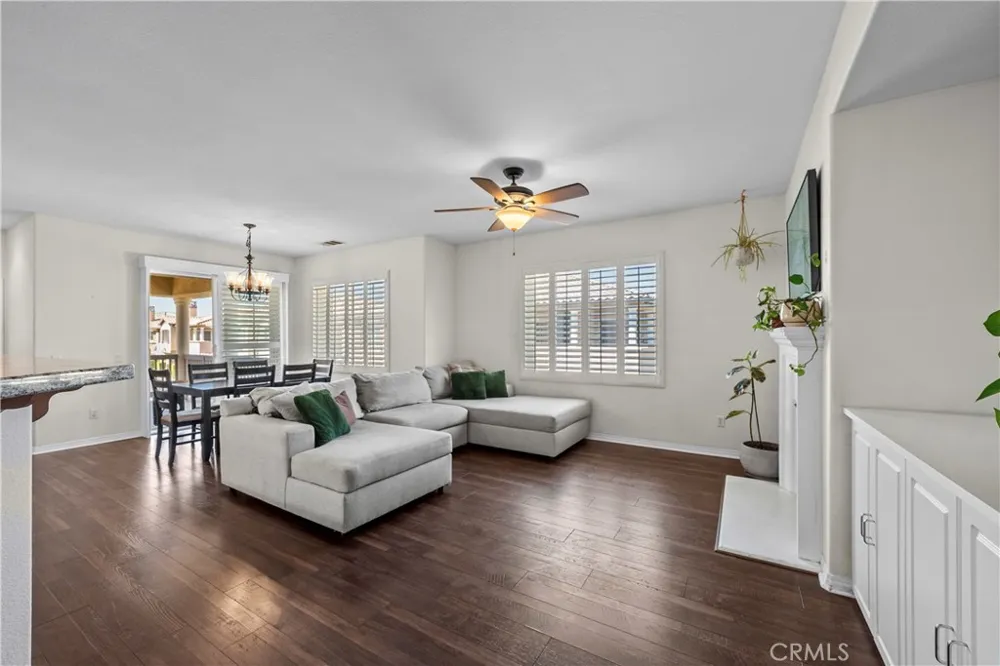 23833 Toscana Valencia, CA 91354