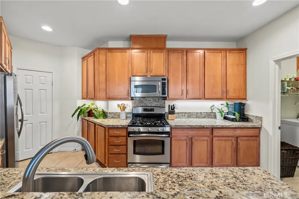 23833 Toscana Valencia, CA 91354