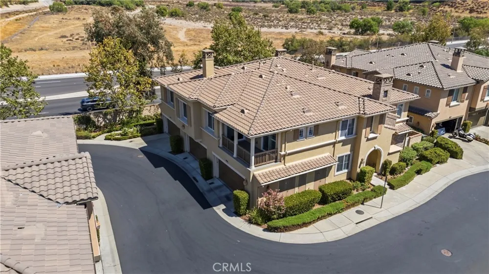 23833 Toscana Valencia, CA 91354
