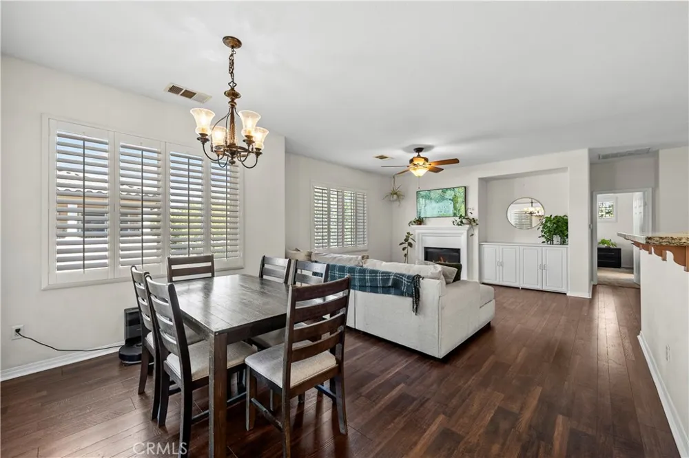 23833 Toscana Valencia, CA 91354
