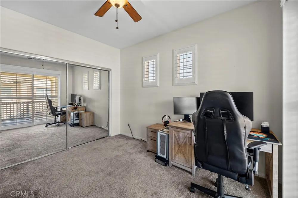 23833 Toscana Valencia, CA 91354
